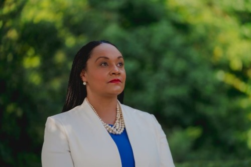 Portrait of Representative Nikema Williams.